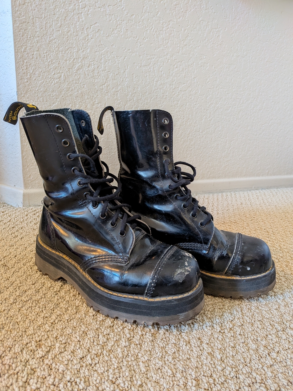 vintage Dr. Martens 10-eyelet steel toe cap boots Glossy Black 1919 Model
